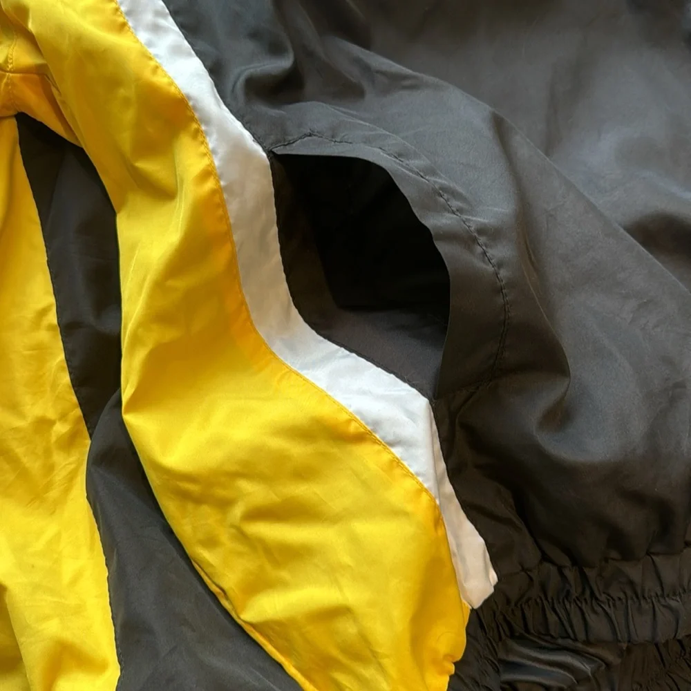 Pittsburgh Steelers Light Jacket - Picture 4 of 6